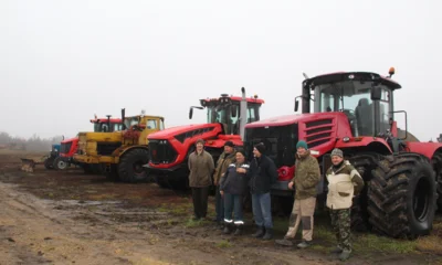 Орловский фермер успешно сочетает в производстве и современные технологии, и отвергнутые методы уборки агрокультур