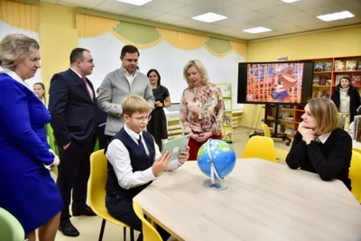 Фото 8. Андрей Клычков: «Глазуновский район заметно преобразился»