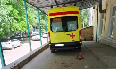 В Ливнах автомобиль скорой помощи сбил пешехода