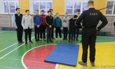 Орловские росгвардейцы провели акцию «Дед Мороз специального назначения»