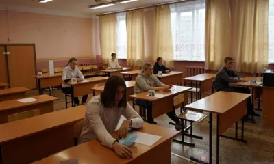 719 одиннадцатиклассников школ Орла 29 марта сдали пробный ЕГЭ по математике базового уровня