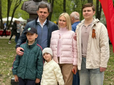 Фото 8. Фестиваль солдатской кухни в День Победы объединил тысячи орловцев