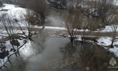 В Орловском МО частично подтоплен мост через реку Цон