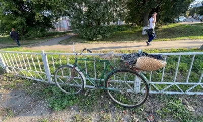 В Мценске велосипедист попал под колёса автомобиля ГАЗ