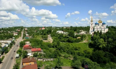 В Болхове продолжается работа на общественных территориях