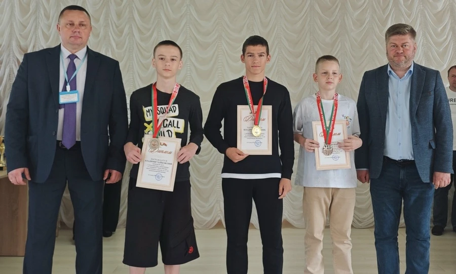 Орловец выиграл международный турнир по шашкам