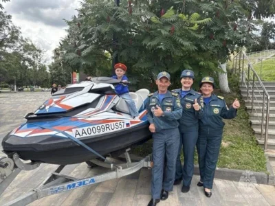 Фото 3. В Детском парке Орла проводятся мастер-классы «Безопасное лето с МЧС России»