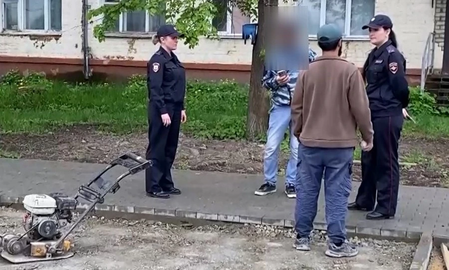 Орловские полицейские провели рейды и выявили мигрантов-нарушителей