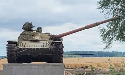 В Ливенском районе на мемориале «Курган Славы» установили танк Т-64