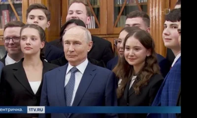Фото 1. Орловчанка Арина Макарова обсудила с Президентом РФ вопросы образования