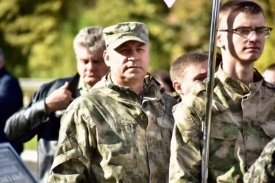 Фото 3. На Орловщине увековечили память подполковника Виктора Бондарева