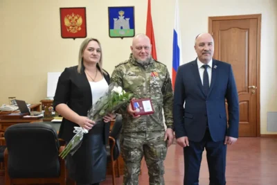 Участник СВО Сергей Воробьёв награждён медалью Орловского облсовета