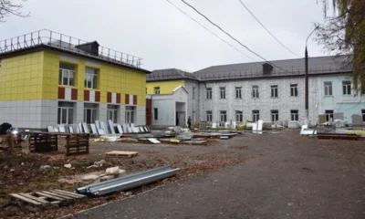 Орловские депутаты посетили стройплощадки будущих школ