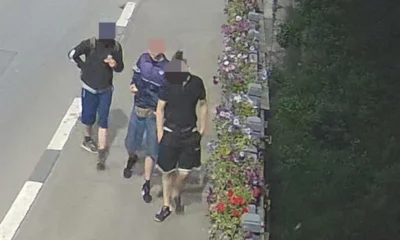 В Орле подростки ночью скинули в реку кашпо с моста