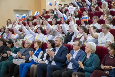 Фото 5. В Орле обсудили аспекты формирования у молодёжи чувства патриотизма