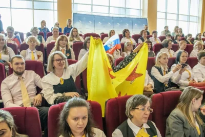 Фото 14. В Орле обсудили аспекты формирования у молодёжи чувства патриотизма