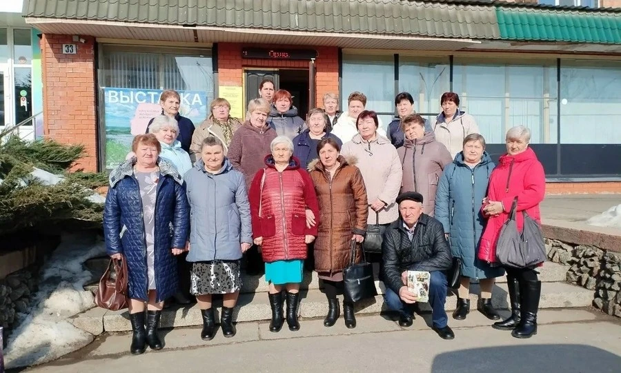 Для троснянских волонтёров золотого возраста организовали культпоездку в Орёл