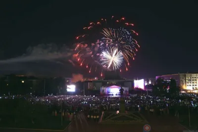 Орловцам предлагают выбрать время новогоднего салюта