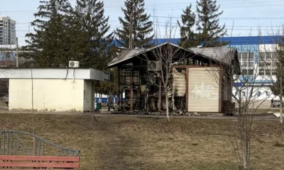 В Орле на улице Октябрьской сгорел торговый павильон