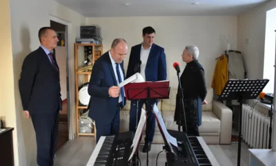 Фото 1. Орловская школа «Леонардо» получила знак качества «Высокие образовательные результаты»