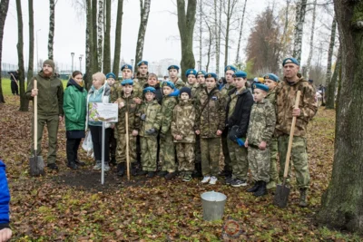 Фото 13. 1 ноября в парке Победы в Орле прошла международная акция «Сад памяти»