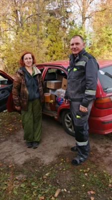 Фото 1. Снайпер и бойцы его подразделения получили помощь из Верховского района