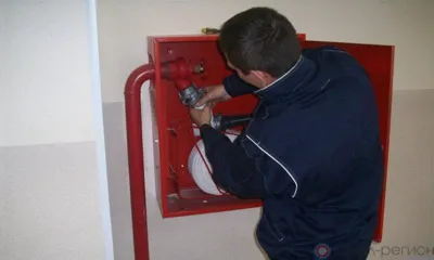 В Орле по горячим следам задержали похитившего пожарные краны мужчину