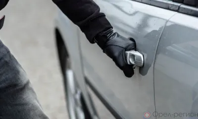 Орловец без прав угнал автомобиль знакомого