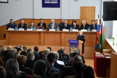 Фото 2. Орловские приставы в 2025 году взыскали почти 4 миллиарда рублей