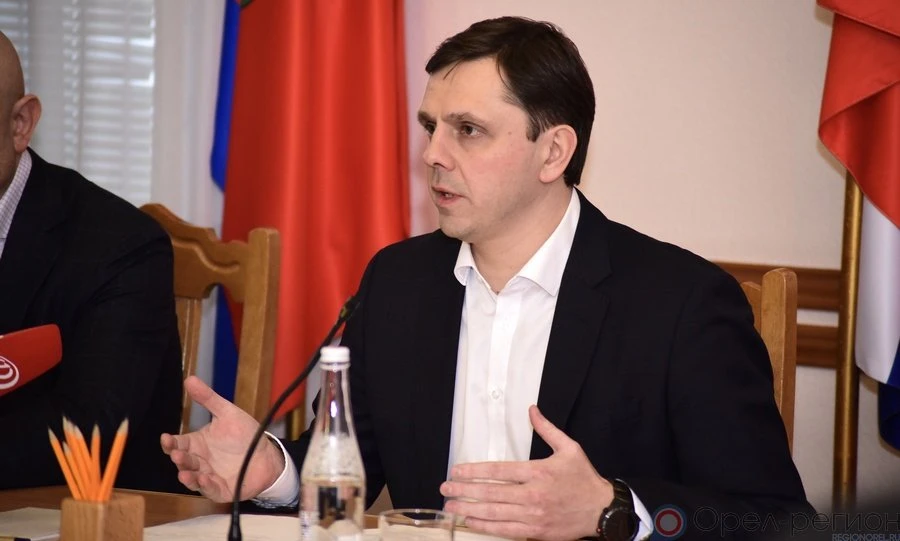 Андрей Клычков обсудил с представителями советов многоквартирных домов Советского района Орла вопросы благоустройства