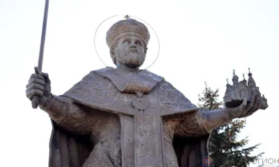 13 марта, в неделю Торжества Православия, в Ливнах открыт и освящён памятник святителю Николаю Чудотворцу