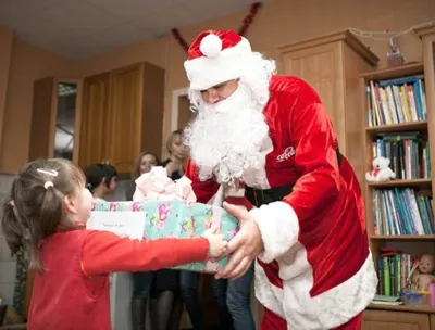 Волшебство вместе с Coca-Cola Hellenic: «Рождественский караван» уже 15 лет исполняет желания детей по всей России