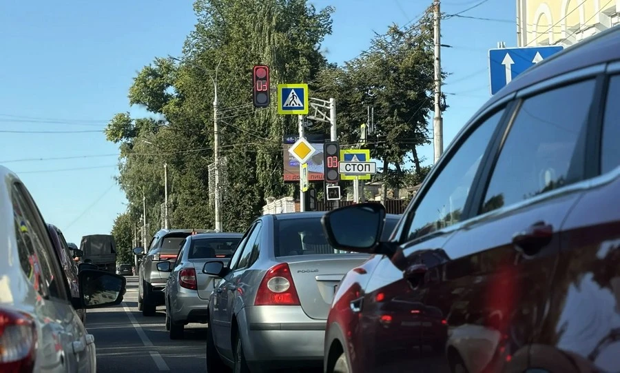 В Орле установлены 6 светофоров с ручным управлением