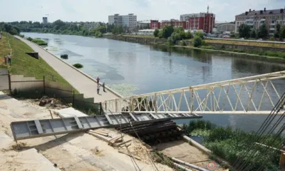 Упавшую технику с Красного моста в Орле будет поднимать 350-тонный гусеничный кран