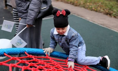 Фото 2. На набережной Дубровинского в Орле открыли детскую инклюзивную площадку