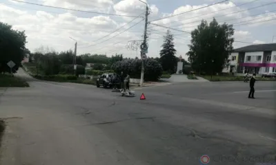 В Малоархангельске мопед столкнулся с Renault Duster