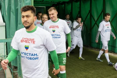 Фото 1. ФК «Орёл» в первом домашнем матче сезона сыграл вничью с главным фаворитом первенства