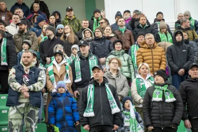 Фото 5. ФК «Орёл» в первом домашнем матче сезона сыграл вничью с главным фаворитом первенства