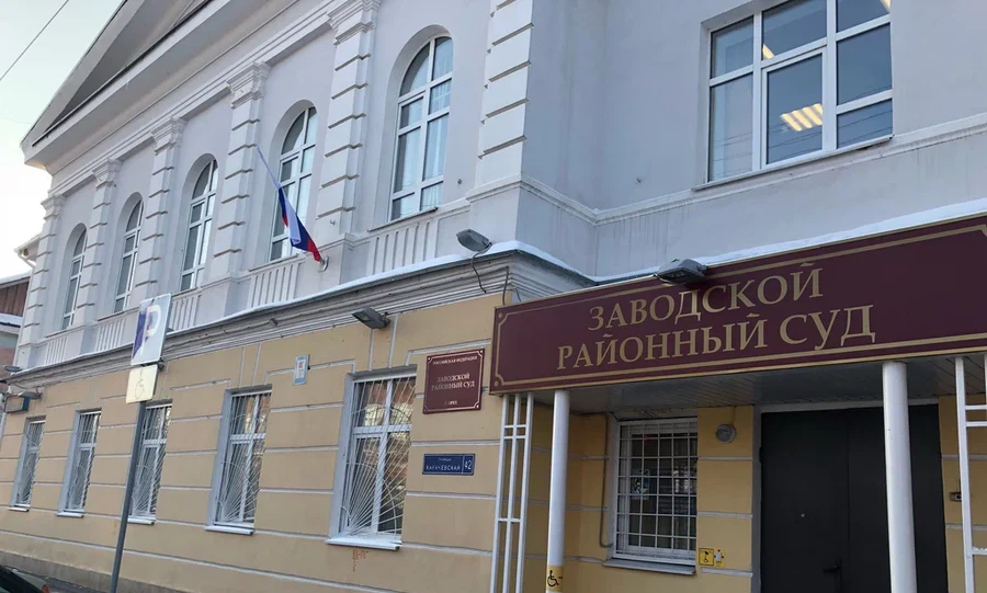 Жительница Орла ножом и тростью убила знакомого