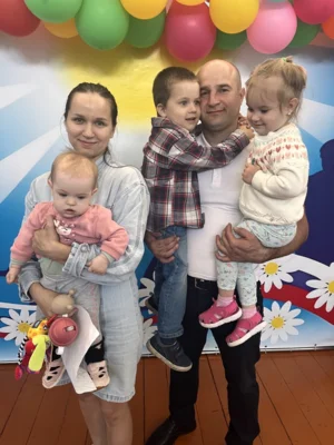 Фото 4. Многодетным родителям Северного района города Орла вручили памятные медали «Многодетная семья»