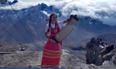 Орловчанка лучше всех сыграла на гармони над Приэльбрусьем