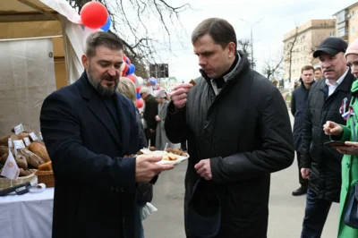 Фото 5. Продолжением первомайских торжеств в Орле стала выставка местной продукции