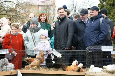 Фото 11. Продолжением первомайских торжеств в Орле стала выставка местной продукции