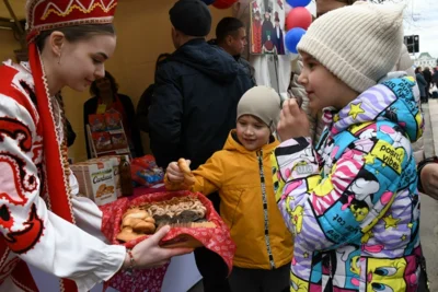 Продолжением первомайских торжеств в Орле стала выставка местной продукции