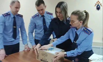 Сотрудники орловского СУ СК РФ отправили гуманитарный груз участникам СВО