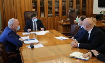 Глава региона Андрей Клычков встретился с генеральным директором ООО «Деметра-Холдинг» Сергеем Эмдиным