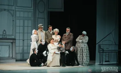 Орловский театр «Свободное пространство» открыл очередной сезон спектаклем «Деревья умирают стоя» по пьесе Алехандро Касоны