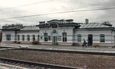 В Змиёвке 14 ноября закроют железнодорожный переезд