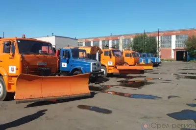 В Орле уборкой улиц занимаются 16 дорожников и 23 единицы спецтехники