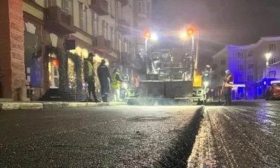 В Орле продолжается ремонт дорог горячим асфальтом